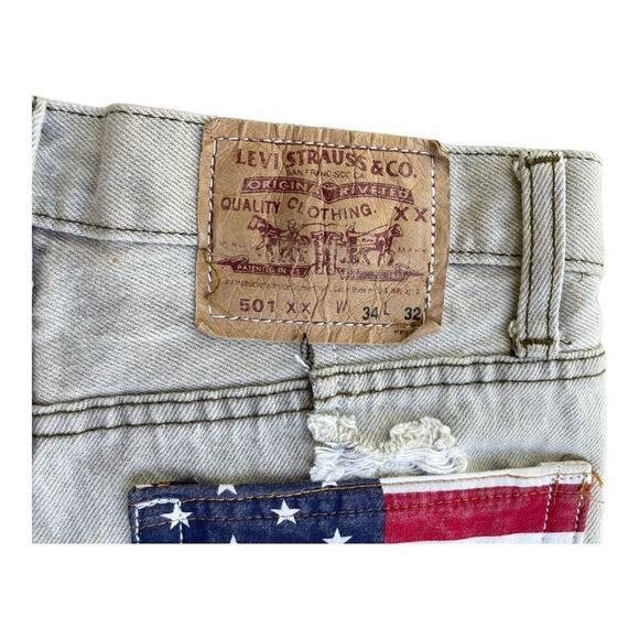 Vintage Button Fly Levi’s DIY Jeans Skirt Distressed American Flag Frayed Hem - Picture 4 of 10